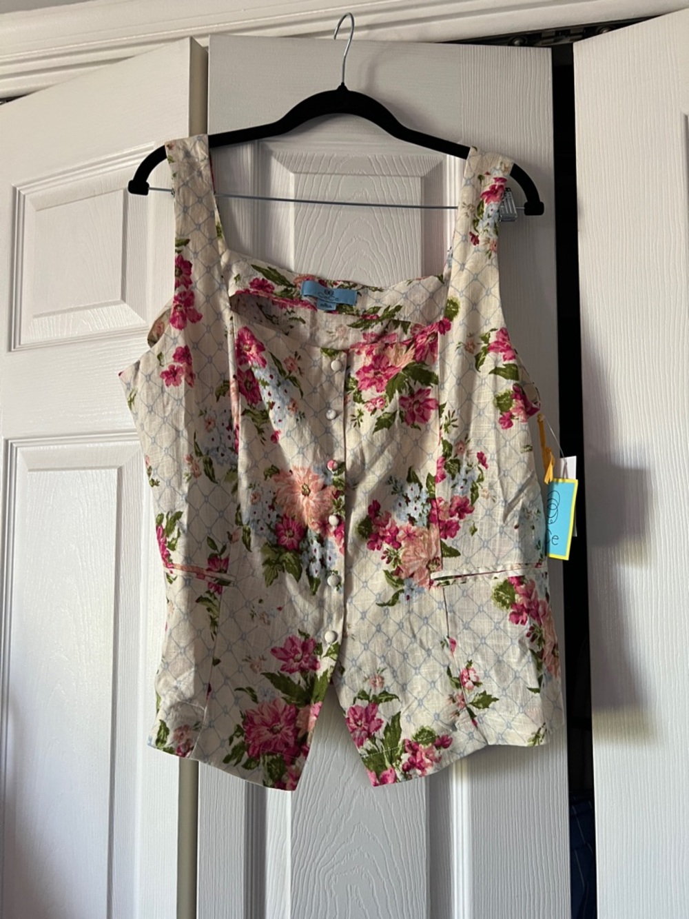 CeCe Cream Floral Button-Front Vest with Pink Roses